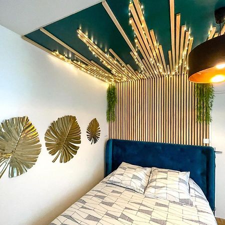 Votre Escale Boule D Or Sauna & Spa นีออร์ ภายนอก รูปภาพ